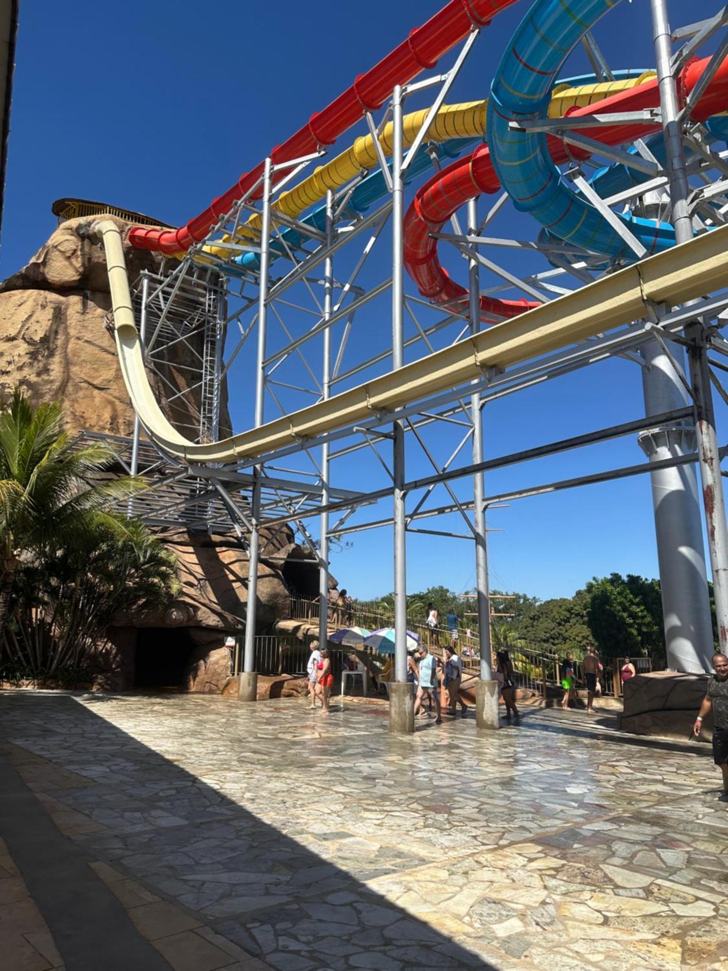 Piazza Di Roma Apartamento 915 Com Parque Aquatico Caldas Novas Luaran gambar